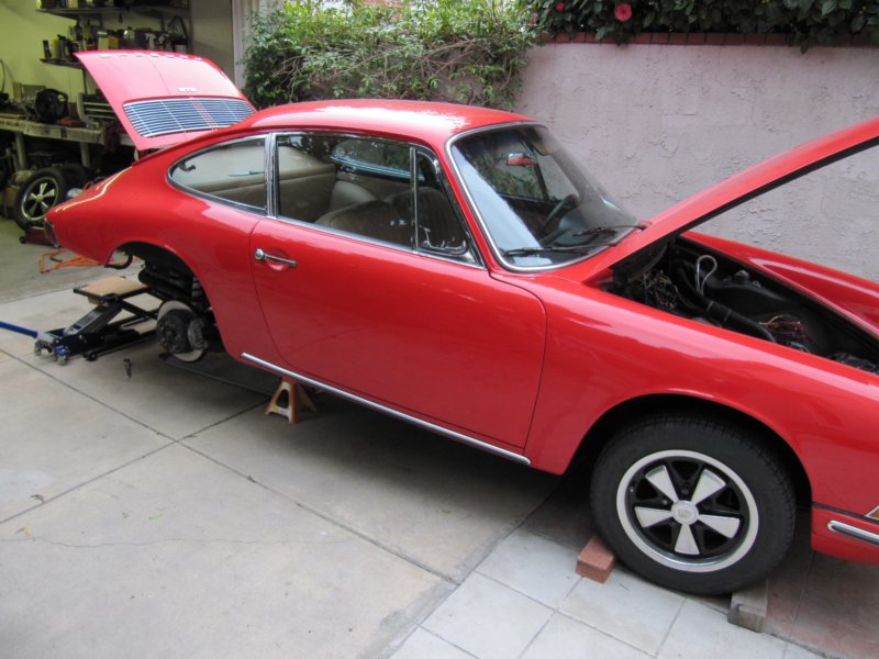 porsche912raisedwheelsandbumperremoved.jpg